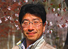 秋山 恵生氏